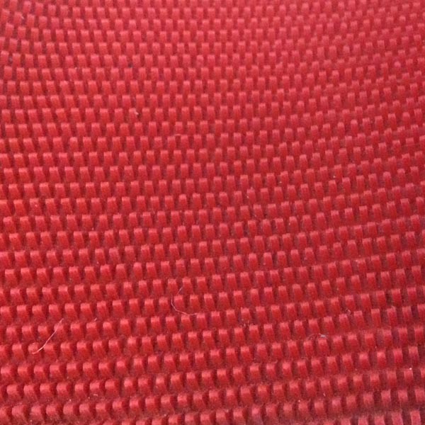 Thảm nhựa gai mít màu đỏ